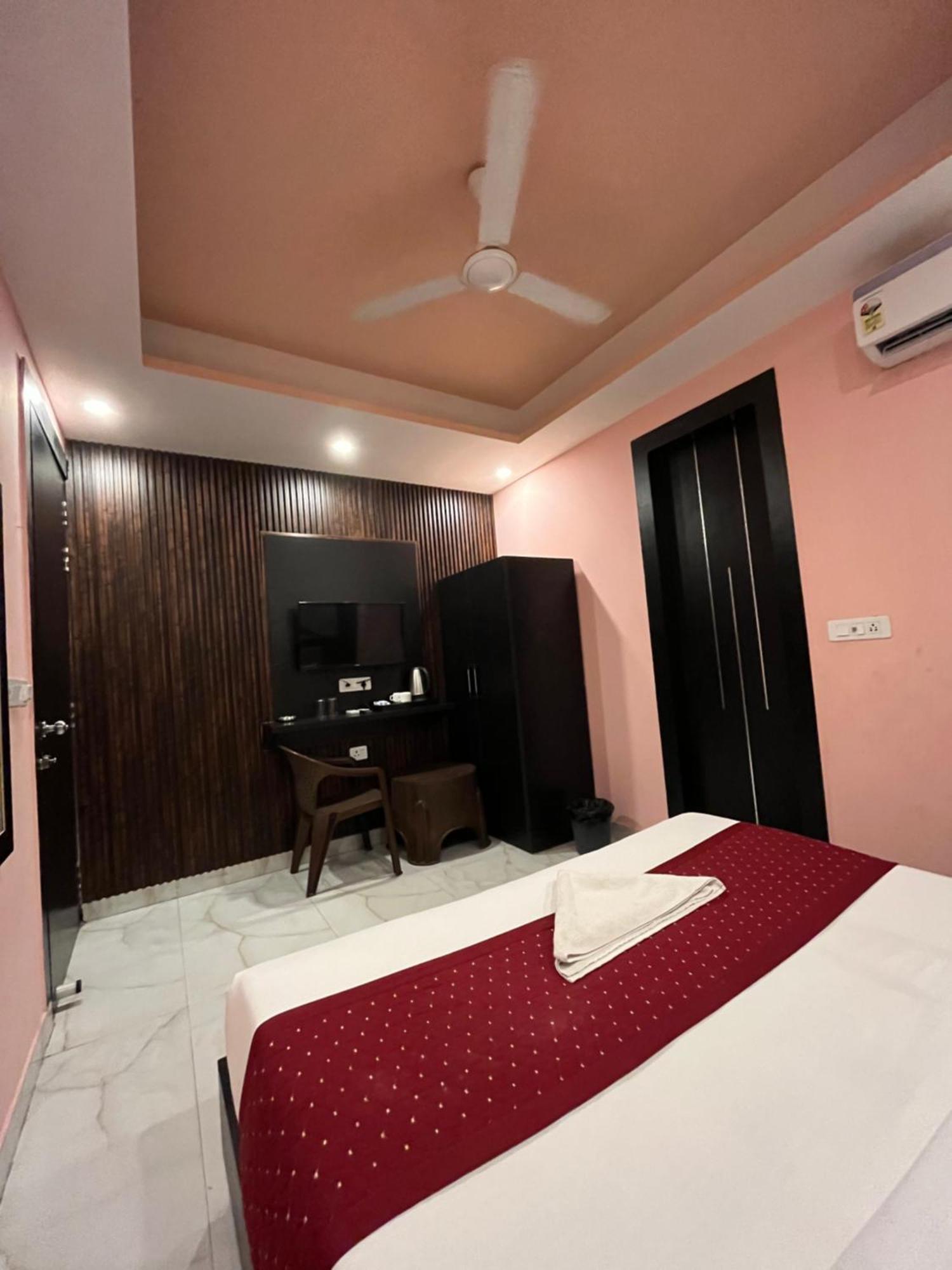 Jupiter Plaza- A Brand Of The Reality Hotell New Delhi Eksteriør bilde
